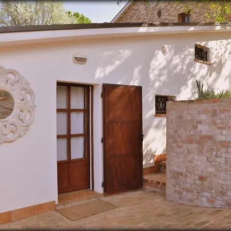 In Casale Con Piscina Casa Santa Lucia