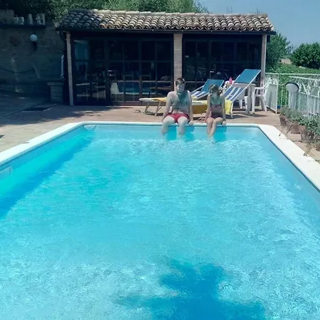 In Casale Con Piscina Hétvégi ház